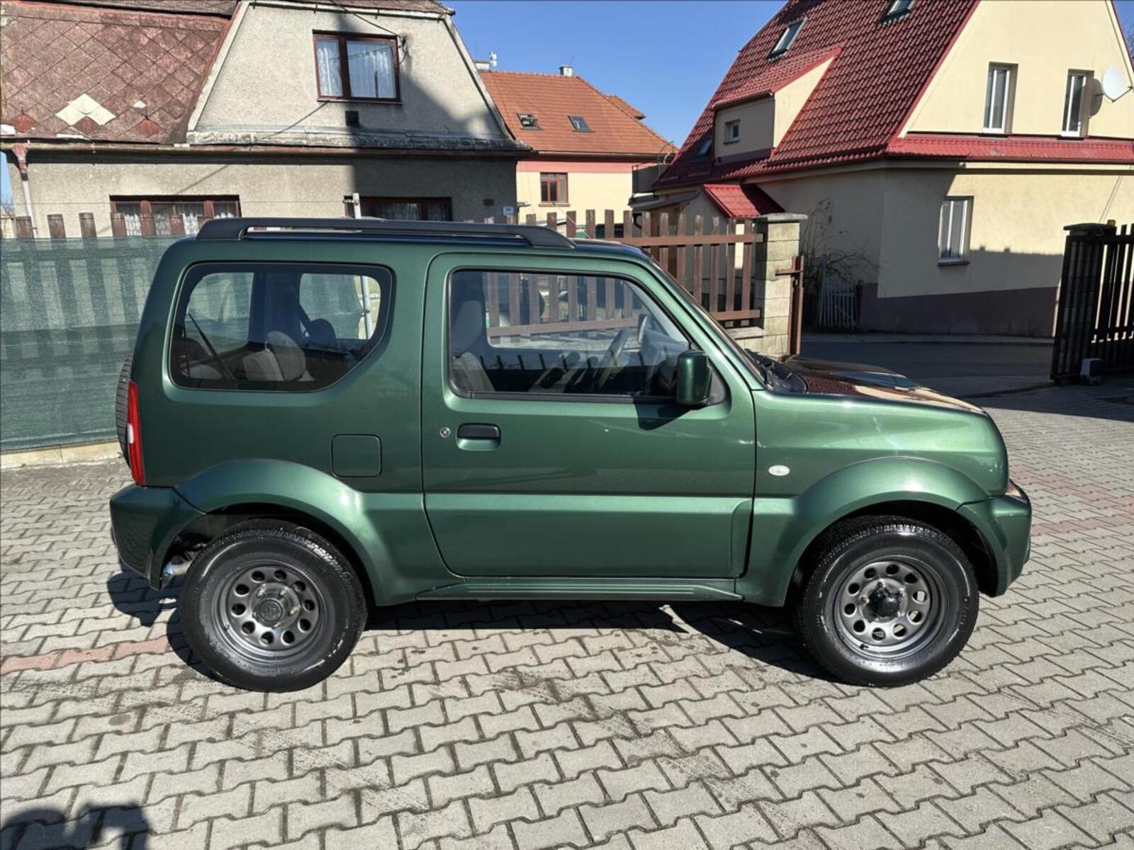 Suzuki Jimny 2