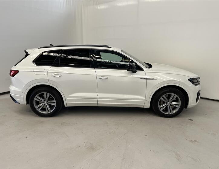 Volkswagen Touareg 3