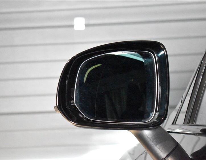 Volvo XC90 25