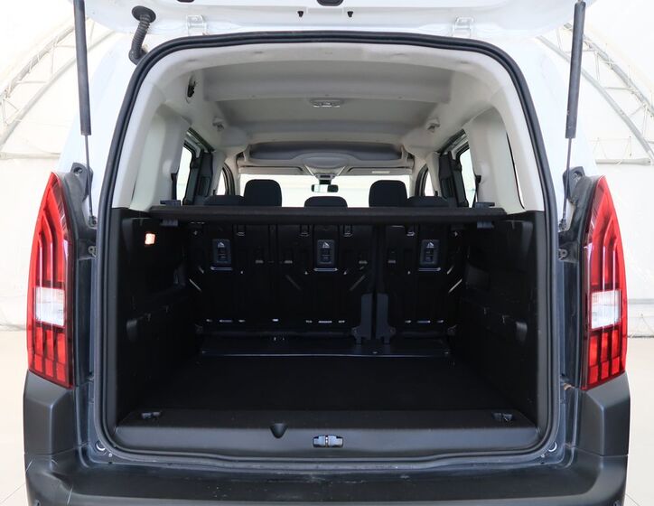 Peugeot Rifter 11