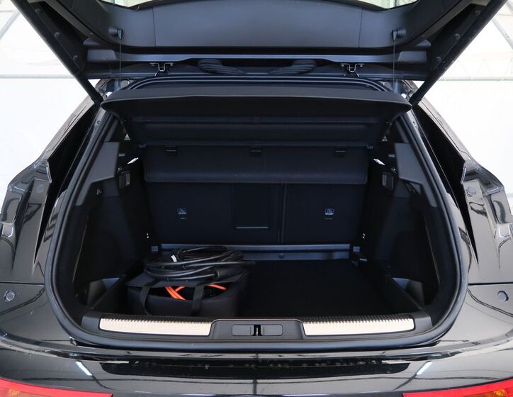 DS Automobiles DS7 Crossback 10