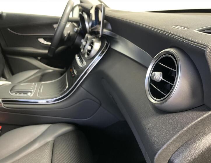 Mercedes-Benz GLC 17