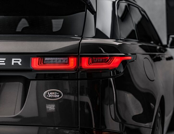 Land Rover Range Rover Velar 10