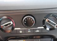 Hyundai i20 16