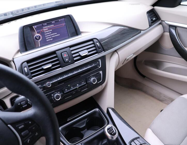 BMW Řada 3 21