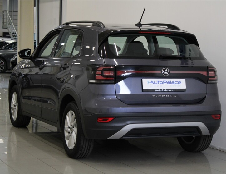 Volkswagen T-Cross 7