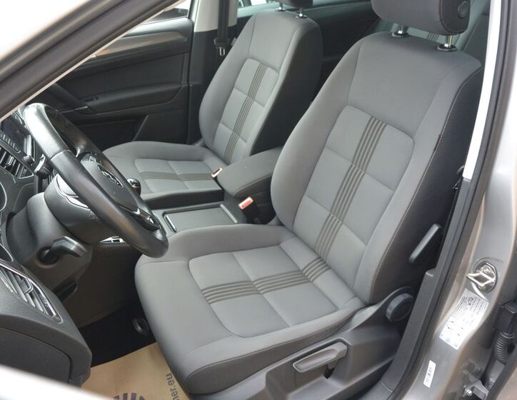 Volkswagen Golf Sportsvan 10