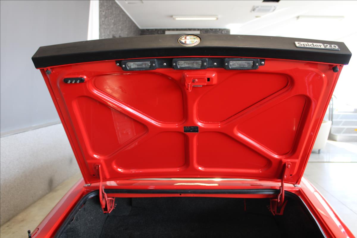 Alfa Romeo Spider