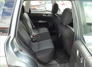 Subaru Forester 25