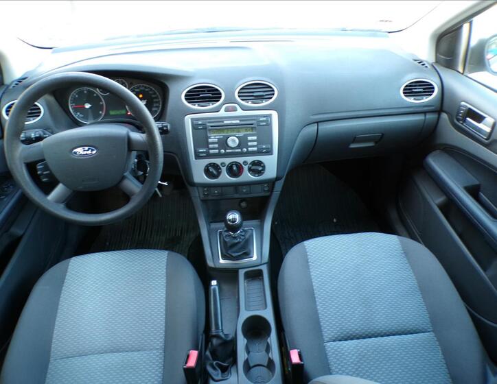 Ford Focus 7