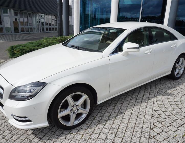 Mercedes-Benz CLS 3