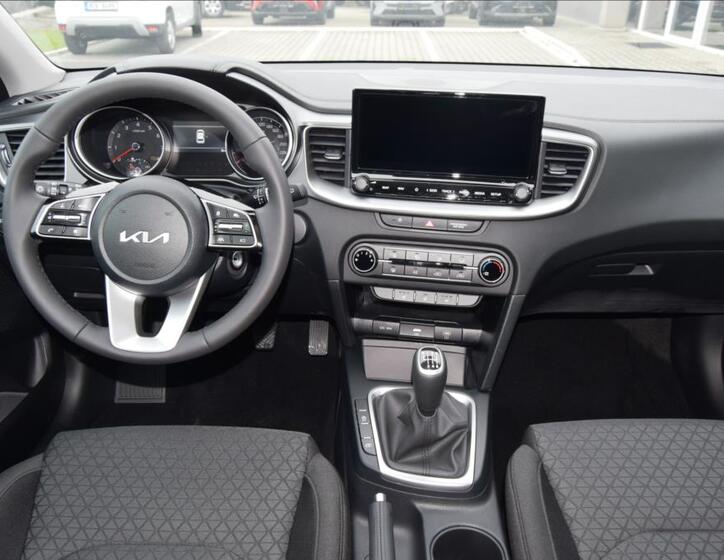 KIA Ceed 5