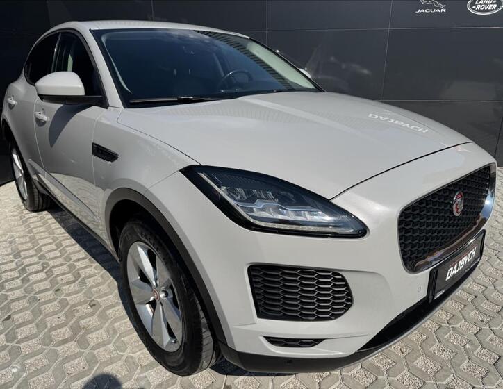 Jaguar E-Pace 19