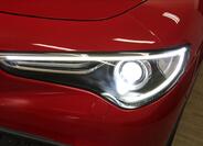 Alfa Romeo Stelvio 6