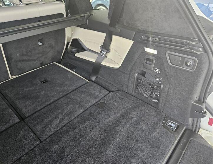 BMW X7 15
