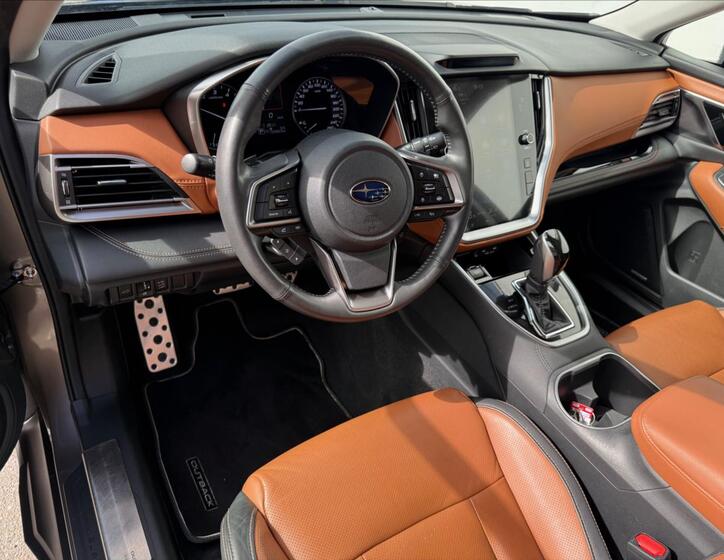 Subaru Outback 8