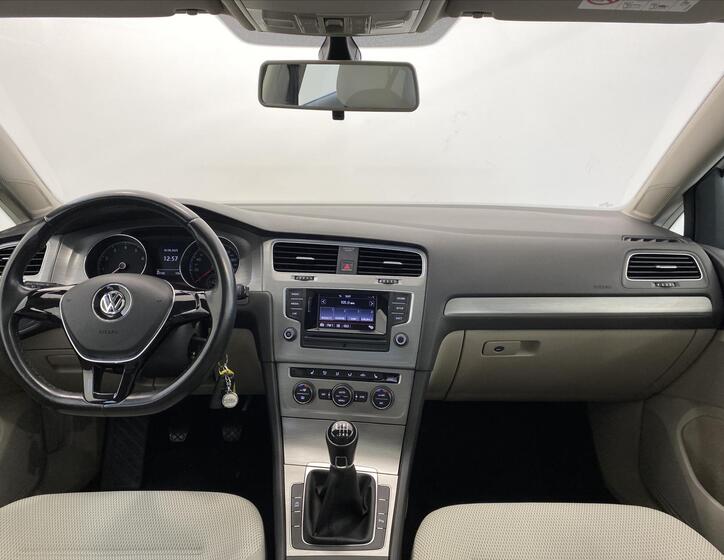 Volkswagen Golf 8