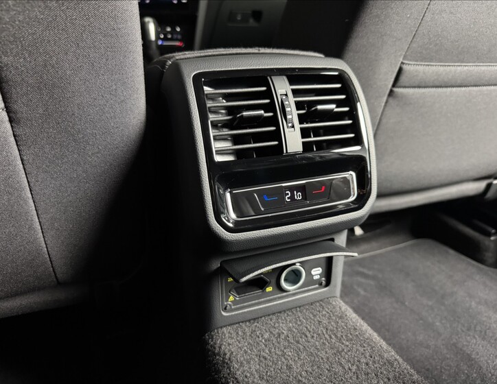 Volkswagen Passat 16