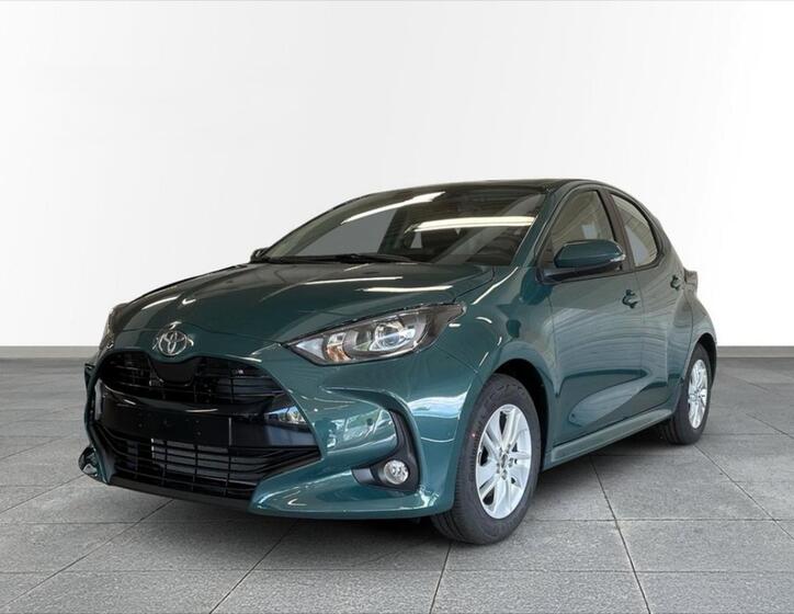 Toyota Yaris 1
