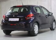 Peugeot 208 5