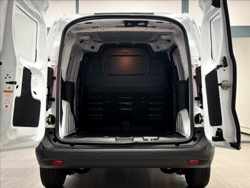 Ford Transit Courier 6