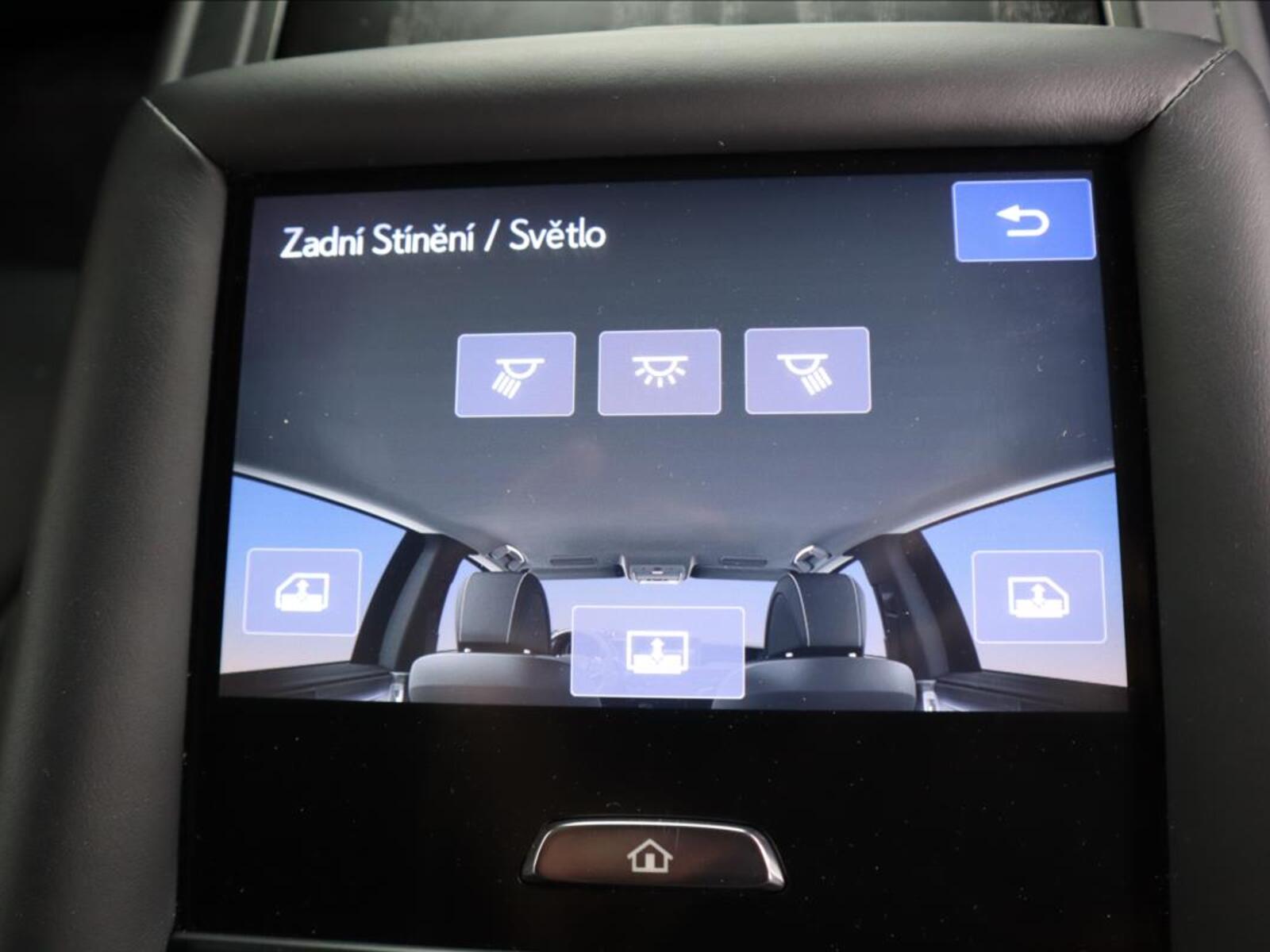 Lexus LS 500h 30