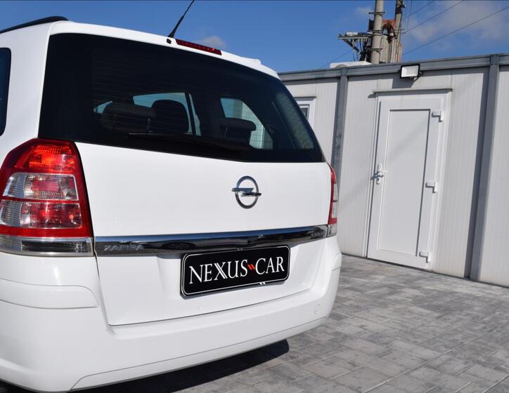 Opel Zafira 12
