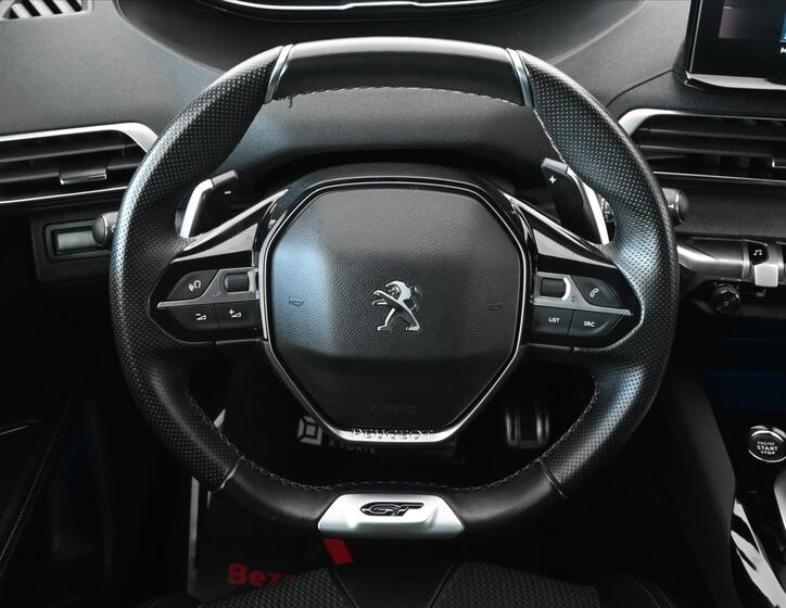 Peugeot 5008 17