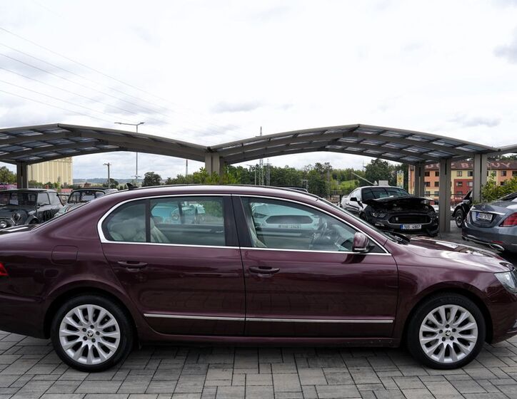 Škoda Superb 7