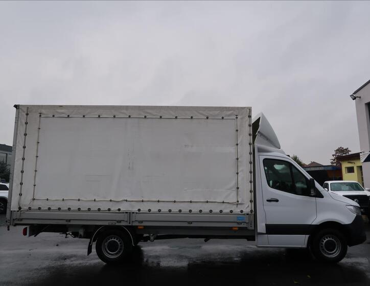 Mercedes-Benz Sprinter 5