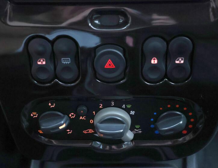 Dacia Duster 24