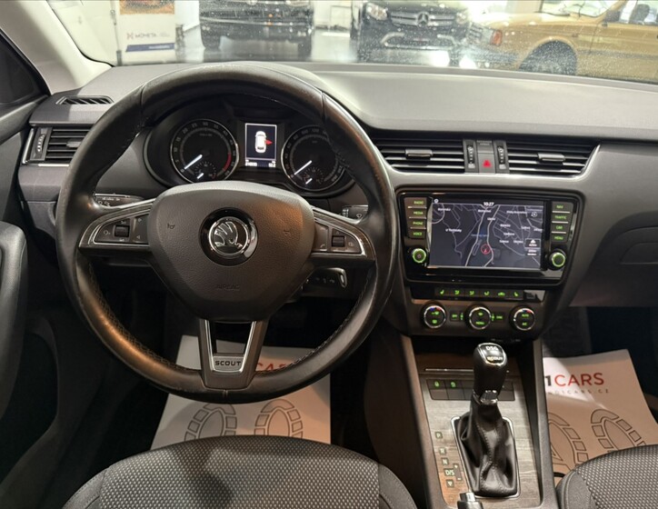 Škoda Octavia 16