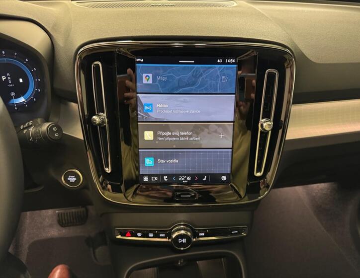 Volvo XC40 9