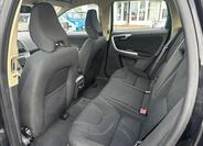 Volvo XC60 13