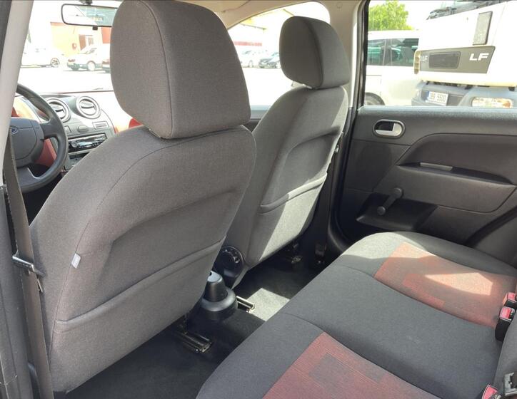 Ford Fiesta 22