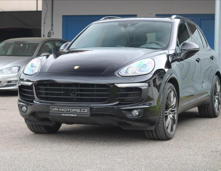 Porsche Cayenne 2