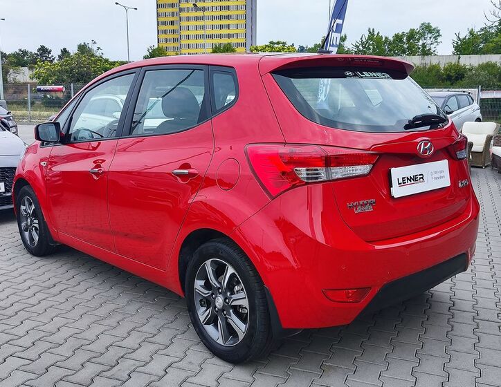 Hyundai ix20 7