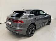 Audi Q8 2