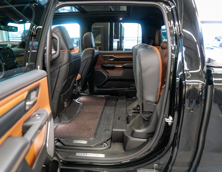 Dodge RAM 37