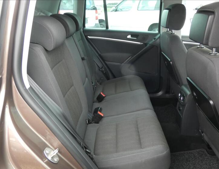 Volkswagen Tiguan 13