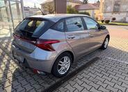 Hyundai i20 6
