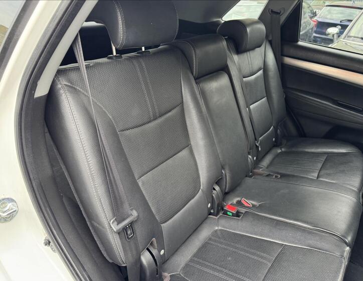 KIA Sorento 30