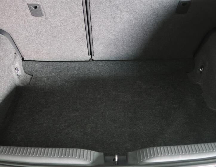 Toyota Auris 8