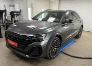 Audi Q8 3