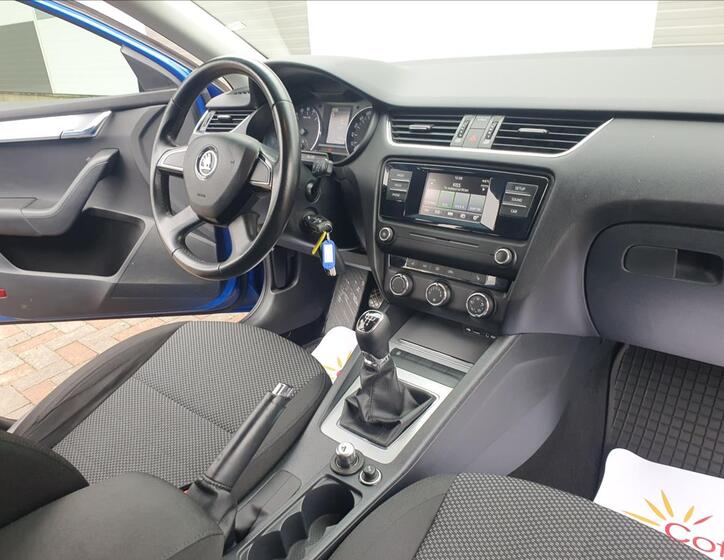 Škoda Octavia 10