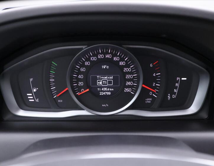 Volvo XC60 17