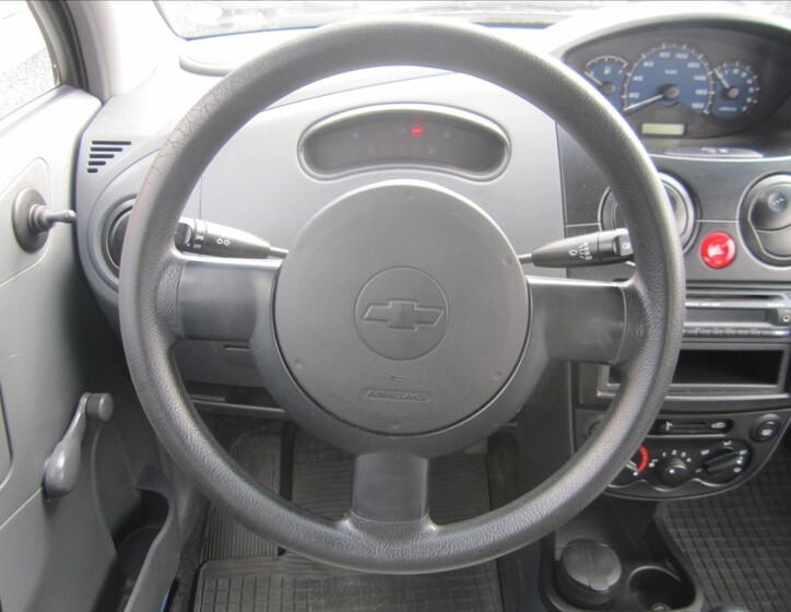 Chevrolet Spark 8