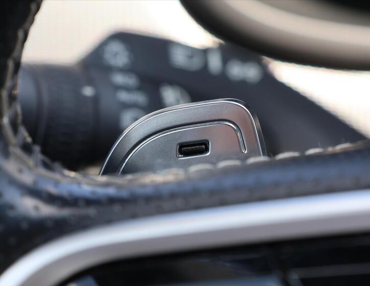 Volvo V90 23