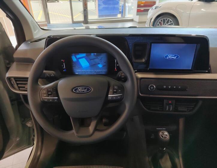 Ford Transit Courier 20