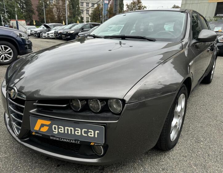 Alfa Romeo 159 2